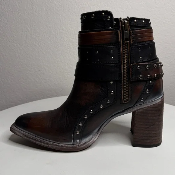 Freebird by Steven Julius Brown Leather Studded Buckle Ankle Boots Size 9 - Picture 6 of 8